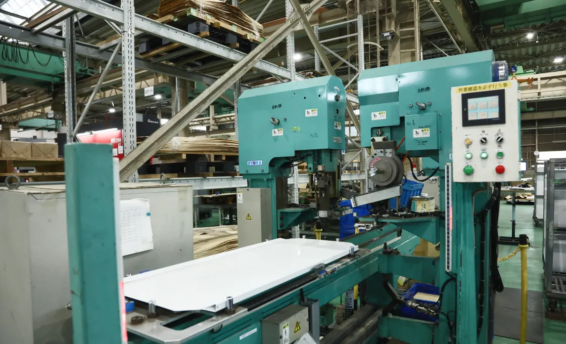 看板（カラー鋼板）